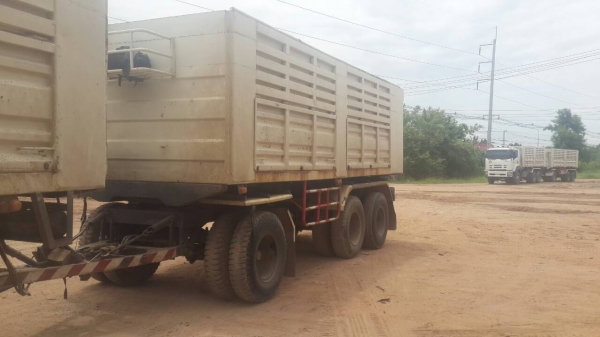 ขายด่วนHINO MECA 320ปี2550แม่ลูกๆสามเพลาสภาพสวยพร้อมใช้ราคาไม่แพงโทร0843923995