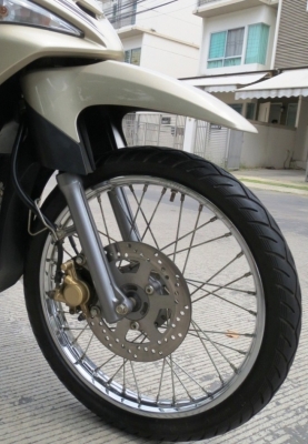 ฟรีโอน..Yamaha Spark 115i  หัวฉีด 2013 สตาร์ทมือ เดิมดีไม่มีบิวด์ เพียง 26,900 บาทเท่านั้น