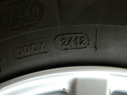 ขายยาง มิชิลิน 175+65+14 ปี12ปลาย ใช้น้อยมาก