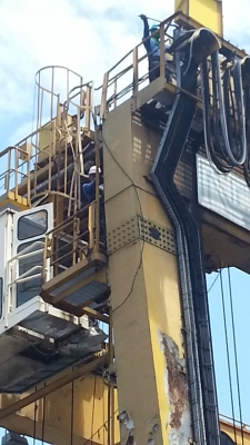 ขายตัวเครนยกของ 30.5 ตันพร้อมโครงสร้างเหล็กราคากิโลกรัมละ 20 บาท ขายตัวเครนยกของ 30.5 ตันพร้อมโครงสร้างเหล็กราคากิโลกรัมละ 20 บาท