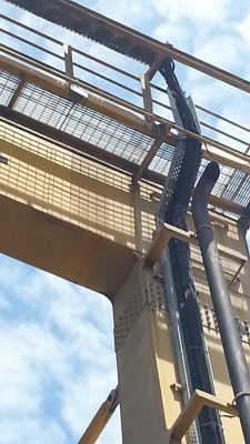 ขายตัวเครนยกของ 30.5 ตันพร้อมโครงสร้างเหล็กราคากิโลกรัมละ 20 บาท ขายตัวเครนยกของ 30.5 ตันพร้อมโครงสร้างเหล็กราคากิโลกรัมละ 20 บาท