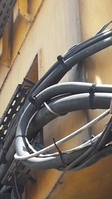 ขายตัวเครนยกของ 30.5 ตันพร้อมโครงสร้างเหล็กราคากิโลกรัมละ 20 บาท ขายตัวเครนยกของ 30.5 ตันพร้อมโครงสร้างเหล็กราคากิโลกรัมละ 20 บาท