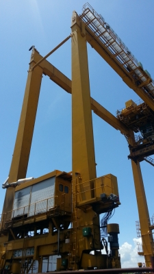 ขายตัวเครนยกของ 30.5 ตันพร้อมโครงสร้างเหล็กราคากิโลกรัมละ 20 บาท ขายตัวเครนยกของ 30.5 ตันพร้อมโครงสร้างเหล็กราคากิโลกรัมละ 20 บาท