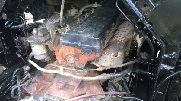 10ล้อ2เพลาFVZ32  195แรงนางฟ้า หัว-คัสซี(เดิมเป็นรถดั้ม) หัวเดิมบาง..พ่นสีเพาะคัสซี