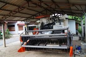 ขายรถเกี่ยวkubota dc95