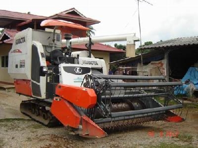 ขายรถเกี่ยวkubota dc95