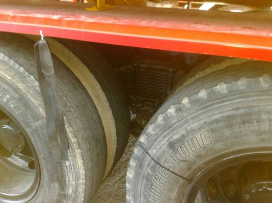 ขายรถ10ล้อบรรทุกน้ำมัน isuzu rocky 175 แรงม้า 1เพลา รถสวยพร้อมใช้งาน เอกสารครบเล่มทะเบียน ราคาคุยได้ 0872976734