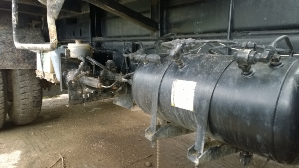 6ล้อดั้ม 195แรง ห้างแท้..FF3HGKD-10138 ดั้มยาว3.80ม ยาง900-20 หัวสวย ภายในสวยครบ