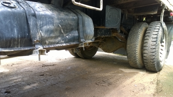 6ล้อดั้ม 195แรง ห้างแท้..FF3HGKD-10138 ดั้มยาว3.80ม ยาง900-20 หัวสวย ภายในสวยครบ