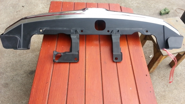 กระจังหน้า HONDA CIVIC ของแท้ถอดพร้อมโลโก้