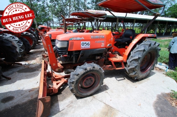 AUC 4 Code 056  แทรกเตอร์  KUBOTA L4508  ราคา เริ่มต้นการประมูล 190,000 บาท