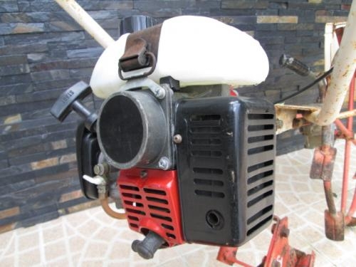 เครื่องแหวกร่องกล้านา!!!  MARUYAMA    MKF-310  รหัสสินค้า : 13001326  หรือเพิ่มเติมไดที่ www.nihonmono.com