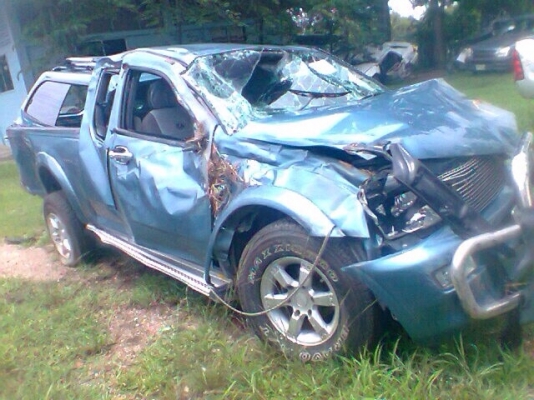 ซากดีเเมกด์ SX. เครื่อง2500 ปี04 โอนลอย  หรือแยกอะไหลขายทุกชิ้นมีหลายอีกหลายรุ่น โทร 081-6571322.เวศ