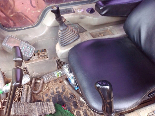 ขายรถแบ็คโฮ KOMATSU PC 120-6 เครื่องเดิม ปั๊มเดิม ไฟฟ้าครบ รถพร้อมใช้งาน เอกสารสัญญาซื้อขาย