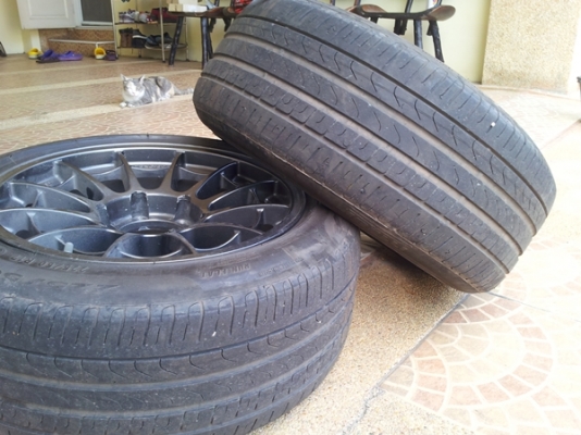 ขายล้อ 17 พร้อมยางสวยๆๆ 1 คู่ ถูกกกครับ