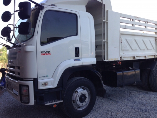 ขาย isuzu 300 สวย ๆ