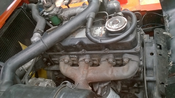 ขาย Nissan 2 ตัน ดีเซล เกียร์ออโต้เสา 3 เมตร 081-3535-948