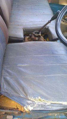 รถบรรทุกน้ำ ISUZU ELF เครื่อง อีซูสุ C240 ถังจุน้ำได้ 3,000 ลิตร.