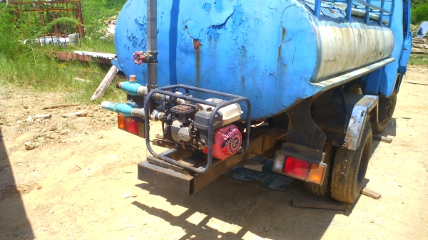 รถบรรทุกน้ำ ISUZU ELF เครื่อง อีซูสุ C240 ถังจุน้ำได้ 3,000 ลิตร.