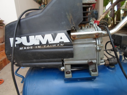 ปั๊มโรตารี พูมา สภาพสวย เหมือนใหม่ 3 แรง ถังจุ 30 ลิตร พร้อมใช้ไฟบ้าน 4,500