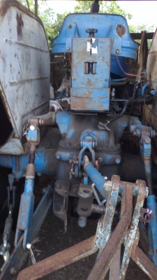 ขายรถไถ ฟอร์ดซุปเปอร์(super) พร้อมพาน 3 และพาน 7 ลดราคาแบบสุดๆ