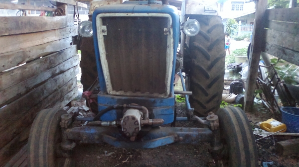 ขายรถไถ ฟอร์ดซุปเปอร์(super) พร้อมพาน 3 และพาน 7 ลดราคาแบบสุดๆ