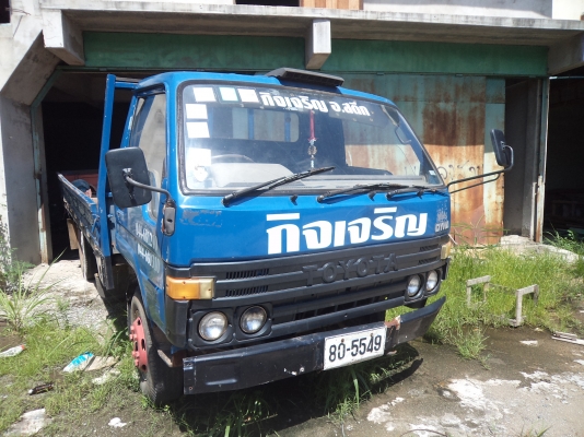 ขาย285000บาทรถ6ล้อโตโยต้า115แรง สภาพดีพร้อมใช้