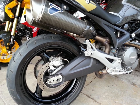 Ducati M696 ปี 2009 สรรพสามิตร ของแต่งท่วมๆ คาร์บอนทั้งคัน!!!!!!