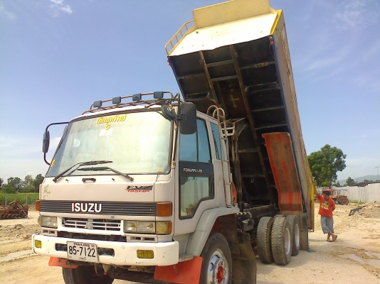 ขาย 10 ล้อดั้ม 2เพลา สอบถามได้