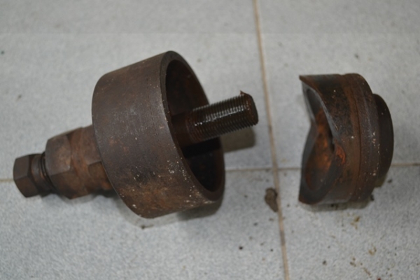 เครื่องมือเจาะรูเหล็กแผ่นบาง โต3" แบบขันเกลียวบีบตัด งานเยอรมัน