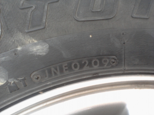 ล้อดีแม็ค D-MAX แม็คพร้อมยาง4เส้นถูกๆ ล้อดีแม็ค D-MAX แม็คพร้อมยาง4เส้นถูกๆ