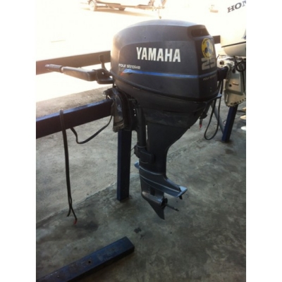 ขายเครื่องยนต์เรือ Yamaha F25 4จังหวะ มือสองญี่ปุ่น