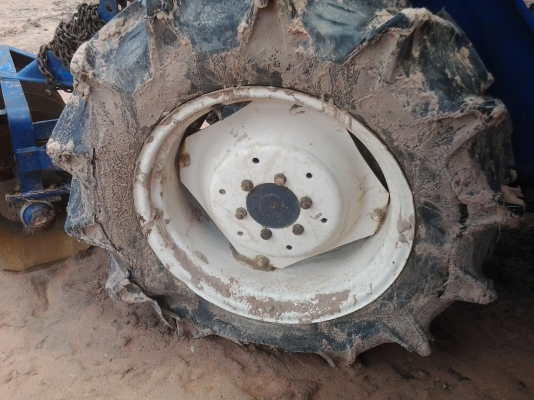 .ขายตามสภาพรถไถ26แรงคูโบต้าใช้งานปกติมีโฟวินมีดันหน้ามีพานหลัง