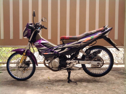 ขออนุญาติขาย Honda Sonic New 125 ปี51 ตัว TOP สตาร์ทมือ โอนฟรีครับ ขออนุญาติขาย Honda Sonic New 125 ปี51 ตัว TOP สตาร์ทมือ โอนฟรีครับ