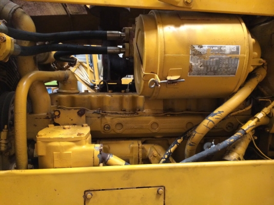 CAT D6D ตีนไก่สภาพสวย นำเข้าจากยุโรป เครื่องไดเรคอินเจคชั่น