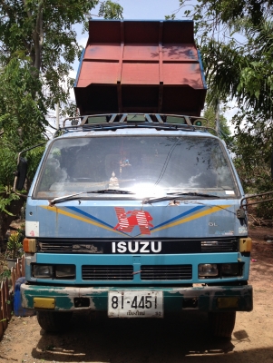 ขายหกล้อดั้ม 6BB 145 แรงม้า