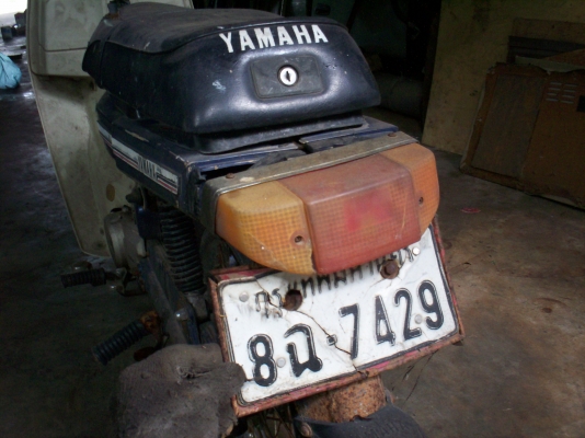 มอเตอร์ไซด์ YAMAHA  mate100  อุปกรณ์ยังครบอยู่ มีเล่ม คาบูน้ำมันรั่ว