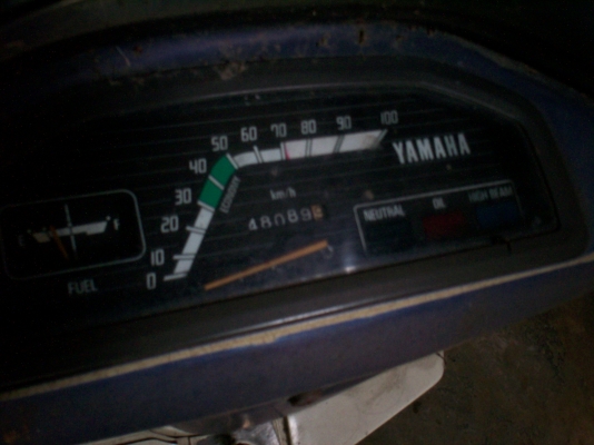 มอเตอร์ไซด์ YAMAHA  mate100  อุปกรณ์ยังครบอยู่ มีเล่ม คาบูน้ำมันรั่ว