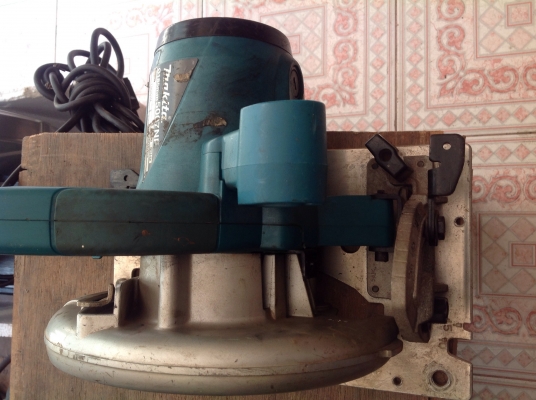 ขายเลื่อยวงเดือน 7 นิ้ว makita