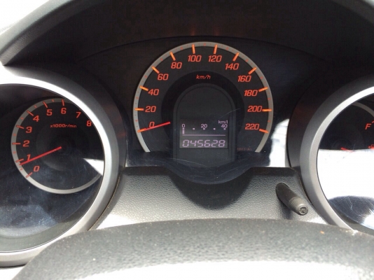 ขาย honda jazz ขาย honda jazz