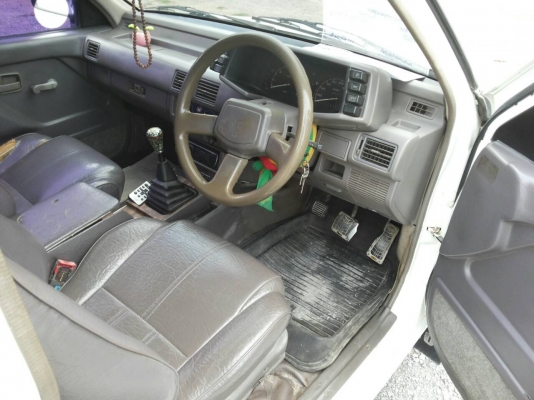 ISUZU มังกร SPACE CAB