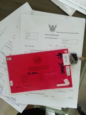 ขาย รถ บรรทุก 6 ล้อ ฮีโน่ตู้ ปี 2002 สมอทอง รุ่น FC4J  รถห้างแท้ เครื่อง JO5C 135 แรง ตู้ยาว 5.50 เมตร ตู้สวย พร้อมใช้ ราคา 830,000 โทร 087-2058598