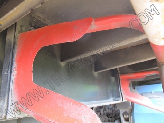 หางพ่วงเทเลอร์คอกสูง 3 เพลา ของ บ.นนทบุรี ปี46