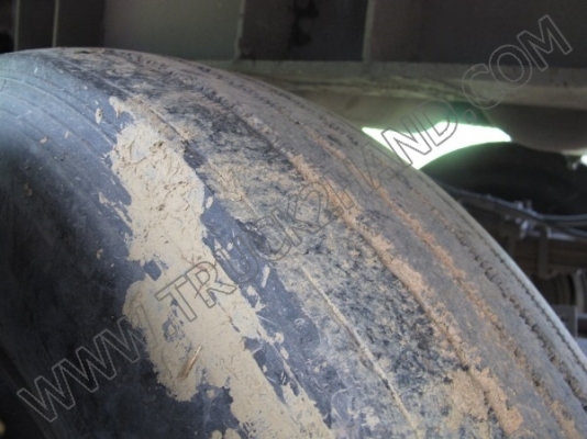 หางพ่วงเทเลอร์คอกสูง 3 เพลา ของ บ.นนทบุรี ปี46