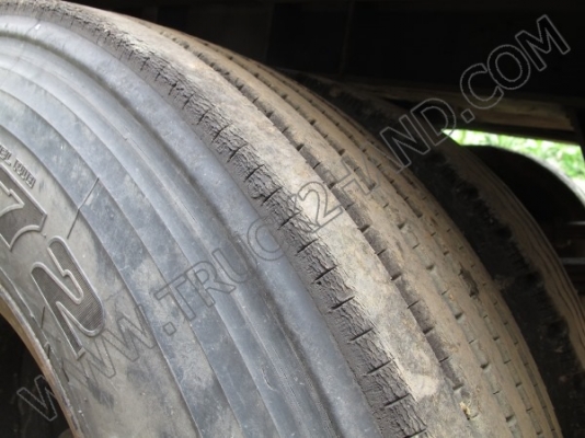 หางพ่วงเทเลอร์คอกสูง 3 เพลา ของ บ.นนทบุรี ปี46