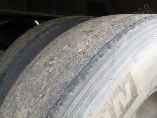 หางพ่วงเทเลอร์คอกสูง 3 เพลา ของ บ.นนทบุรี ปี46