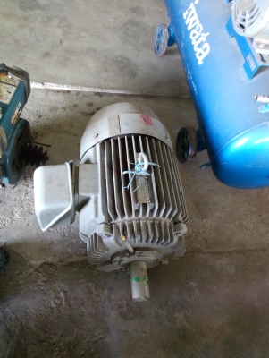 ขายมอเตอร์ 40 แรงม้า (30kw)ไฟ 380 สภาพสวยมากๆพร้อมใช้งาน ขายมอเตอร์ 40 แรงม้า (30kw)ไฟ 380 สภาพสวยมากๆพร้อมใช้งาน