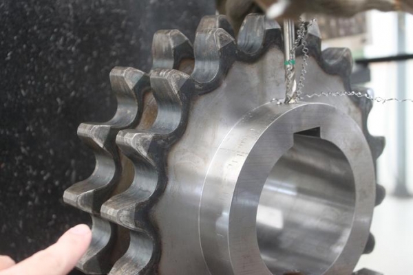 รับผลิตอะไหล่ รับออกแบบและผลิตชิ้นงานหล่อ ตามตัวอย่าง รับงาน กลึง กัด milling เจาะ ต๊าป ด้วยเครื่องจักร cnc รับผลิตอะไหล่ รับออกแบบและผลิตชิ้นงานหล่อ ตามตัวอย่าง รับงาน กลึง กัด milling เจาะ ต๊าป ด้วยเครื่องจักร cnc