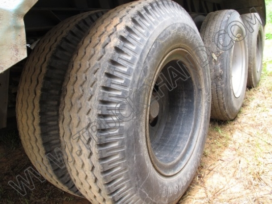 หางพ่วงเทเลอร์คอกสูง 3 เพลา บริษัทสามมิตร ปี46