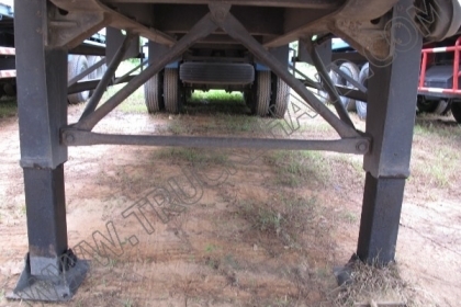 หางพ่วงเทเลอร์คอกสูง 3 เพลา บริษัทสามมิตร ปี46